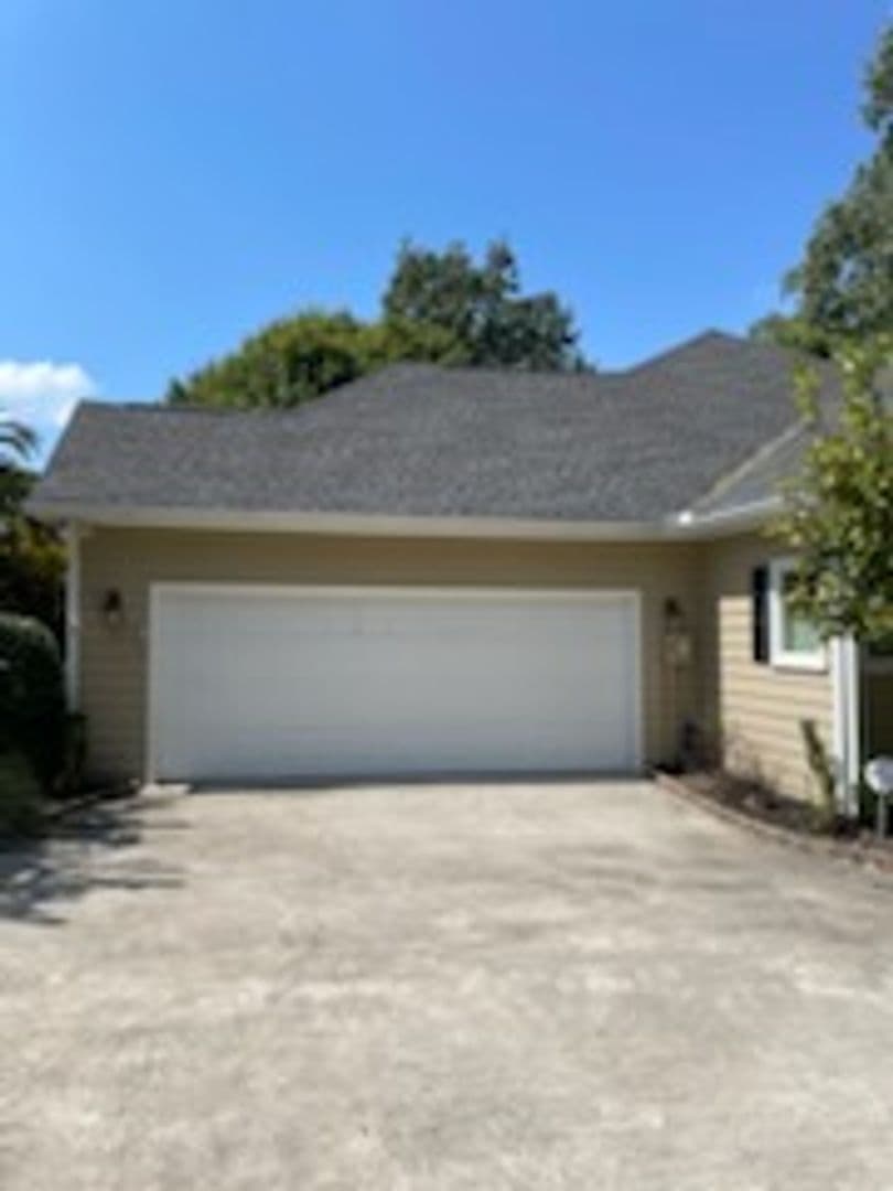 Cleveland House: 255 Stonewood Dr.