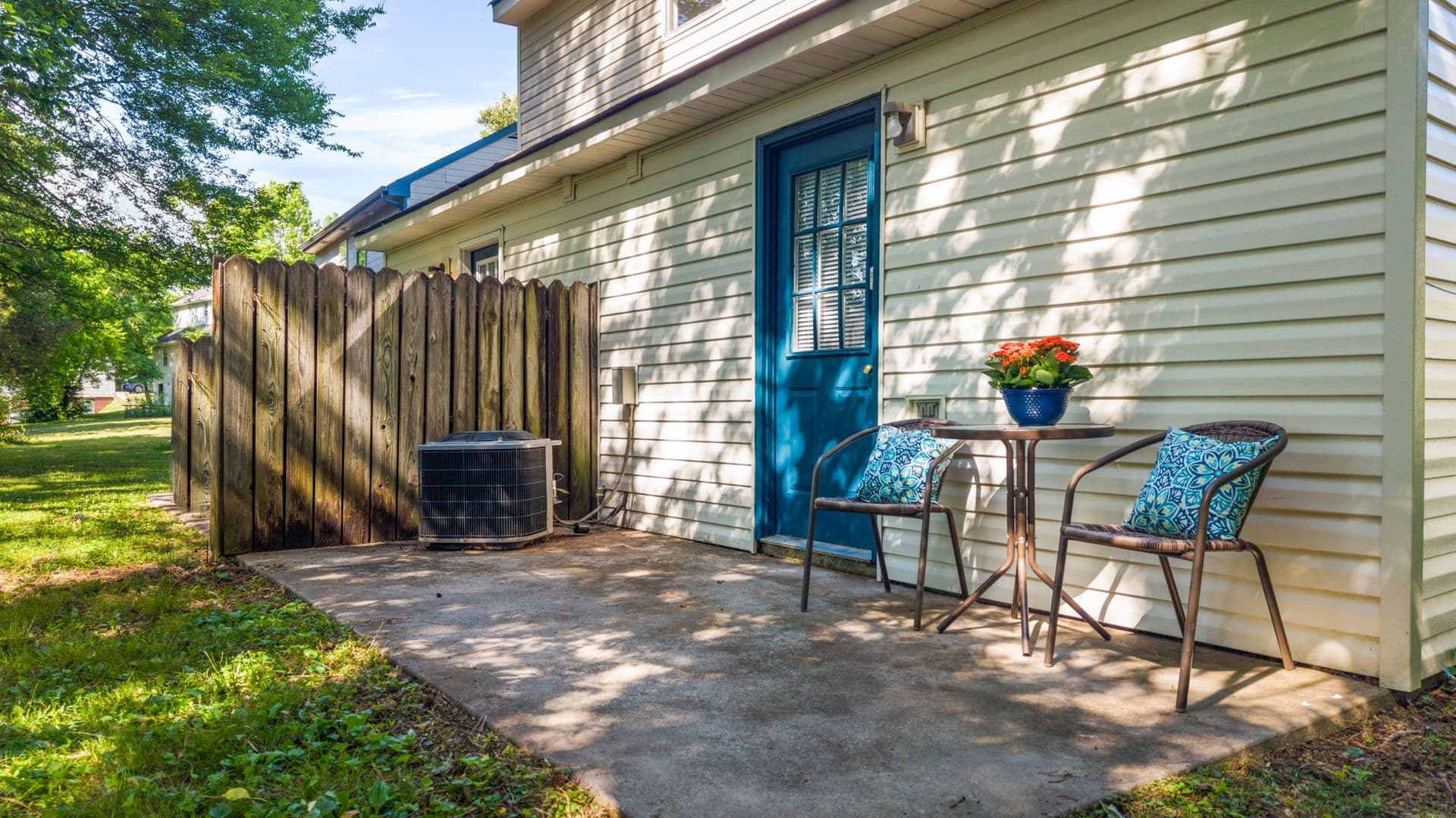 Cleveland Apartment: 3354/3356 Steeple Circle
