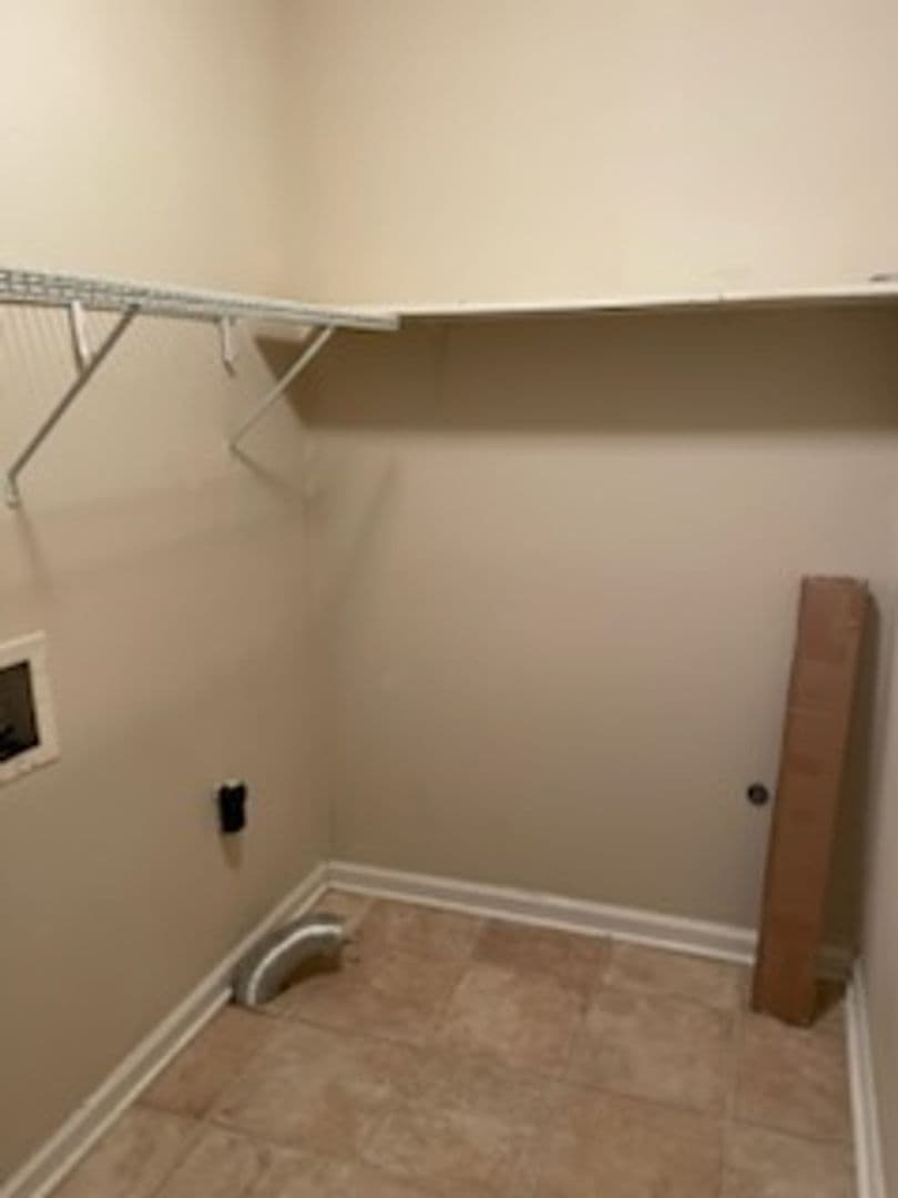 Cleveland Apartment: 1164/1166 Hamilton Circle