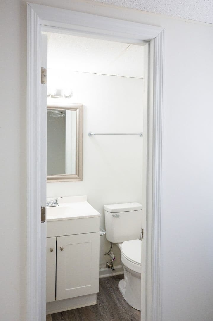 Cleveland Apartment: 3362/3364 Steeple Circle