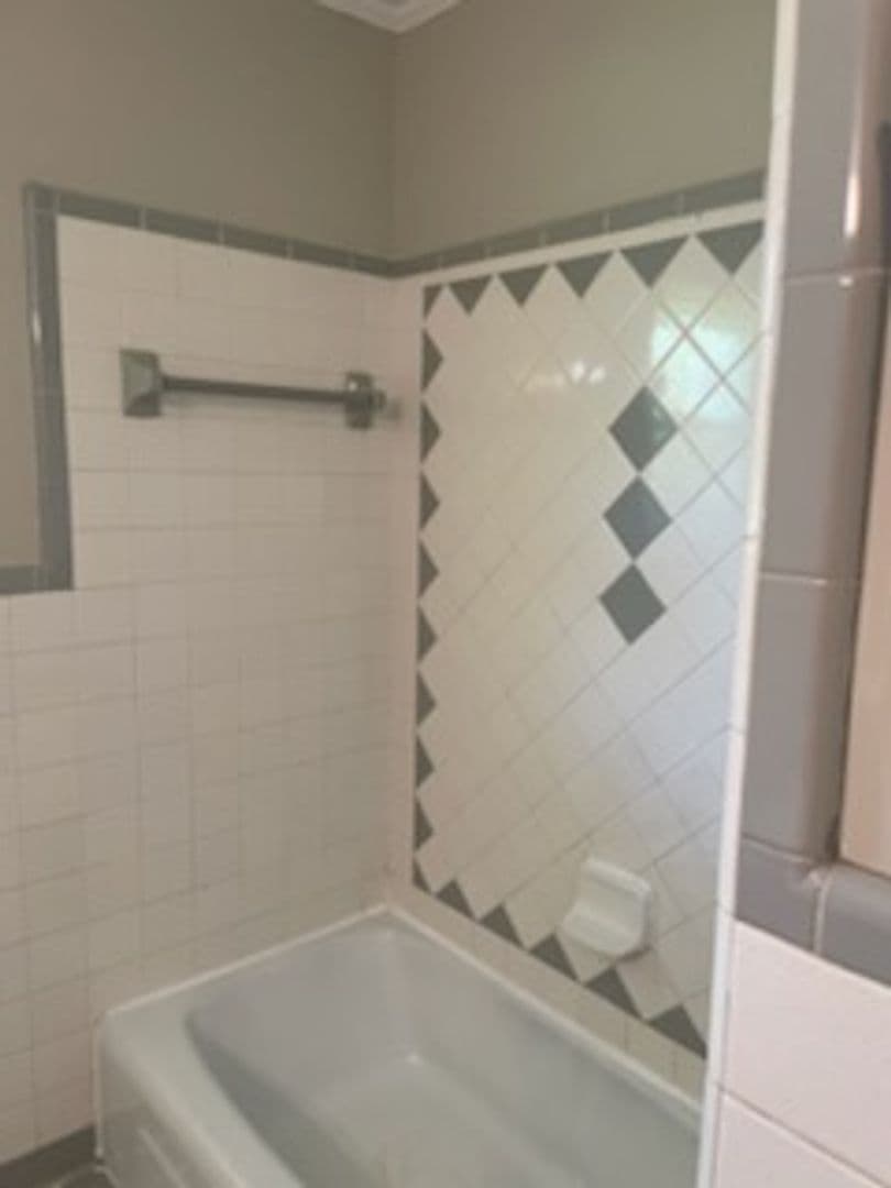 Cleveland House: 740 Haywood Dr
