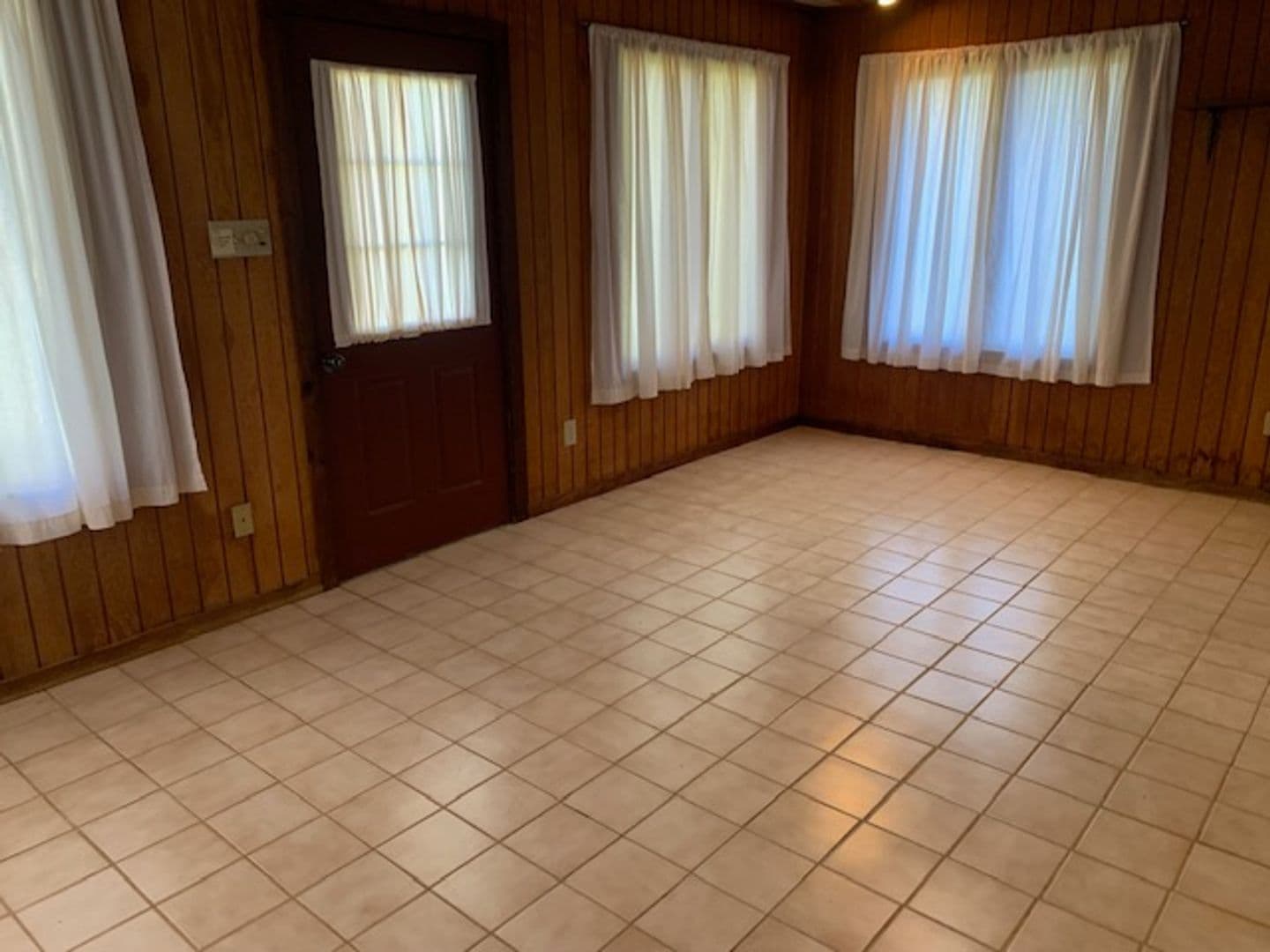 Cleveland House: 2103 Eugenia Ave