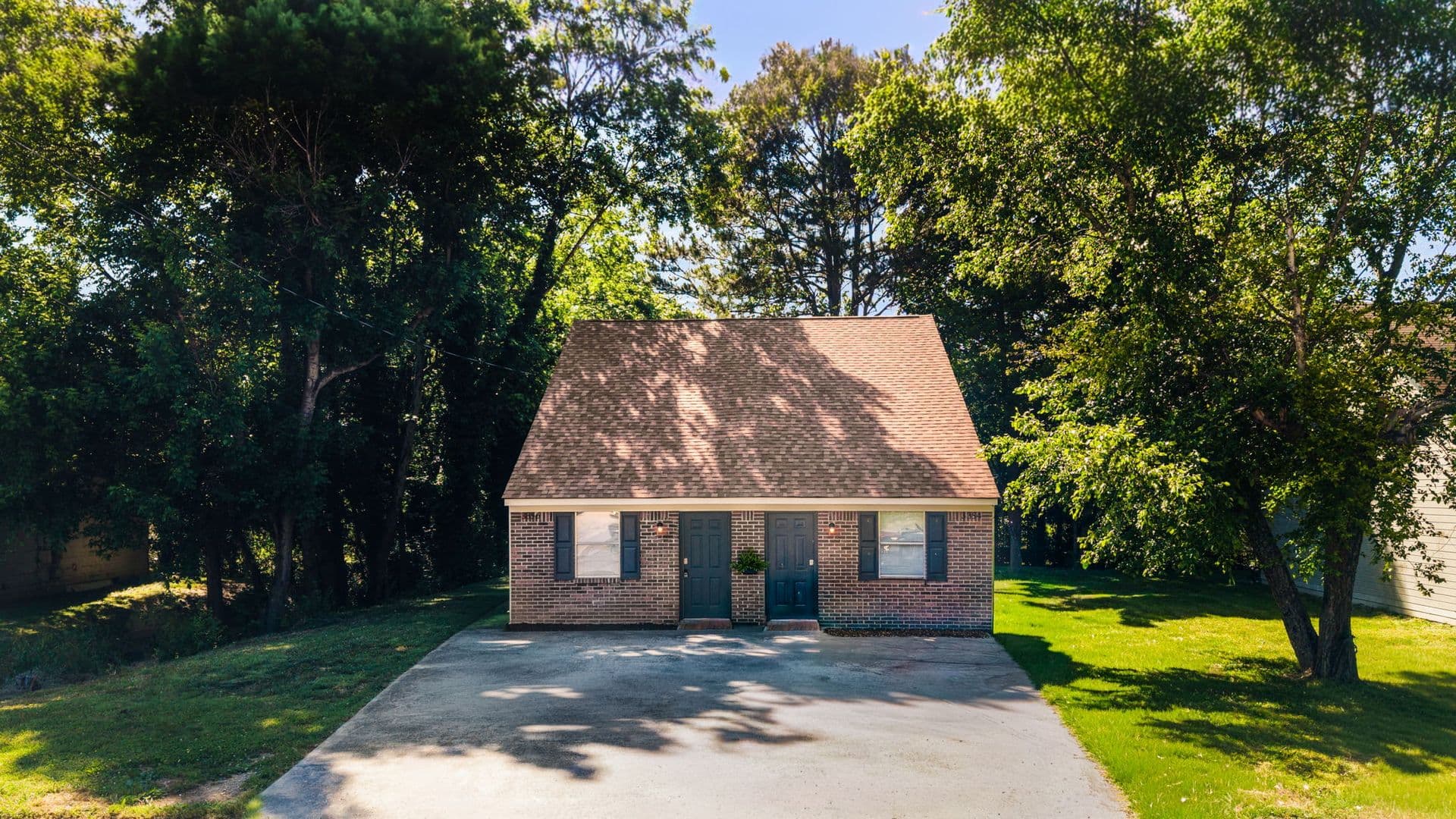 Cleveland Apartment: 3354/3356 Steeple Circle