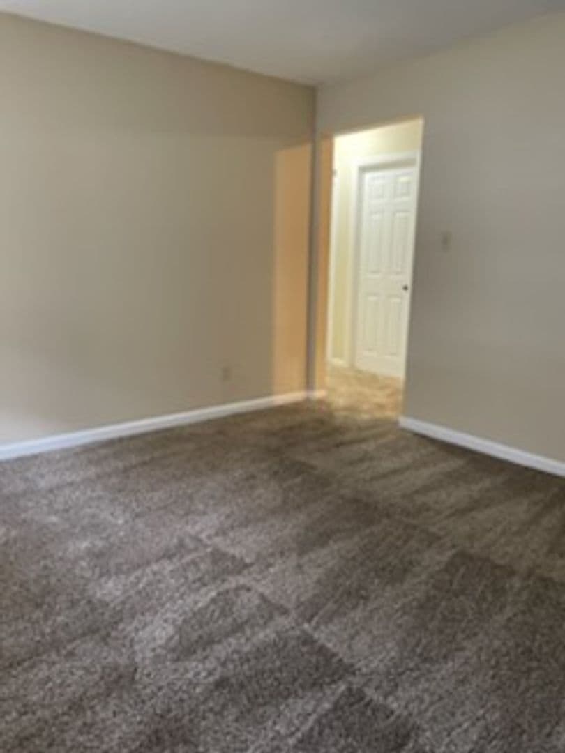 Cleveland Apartment: 1164/1166 Hamilton Circle