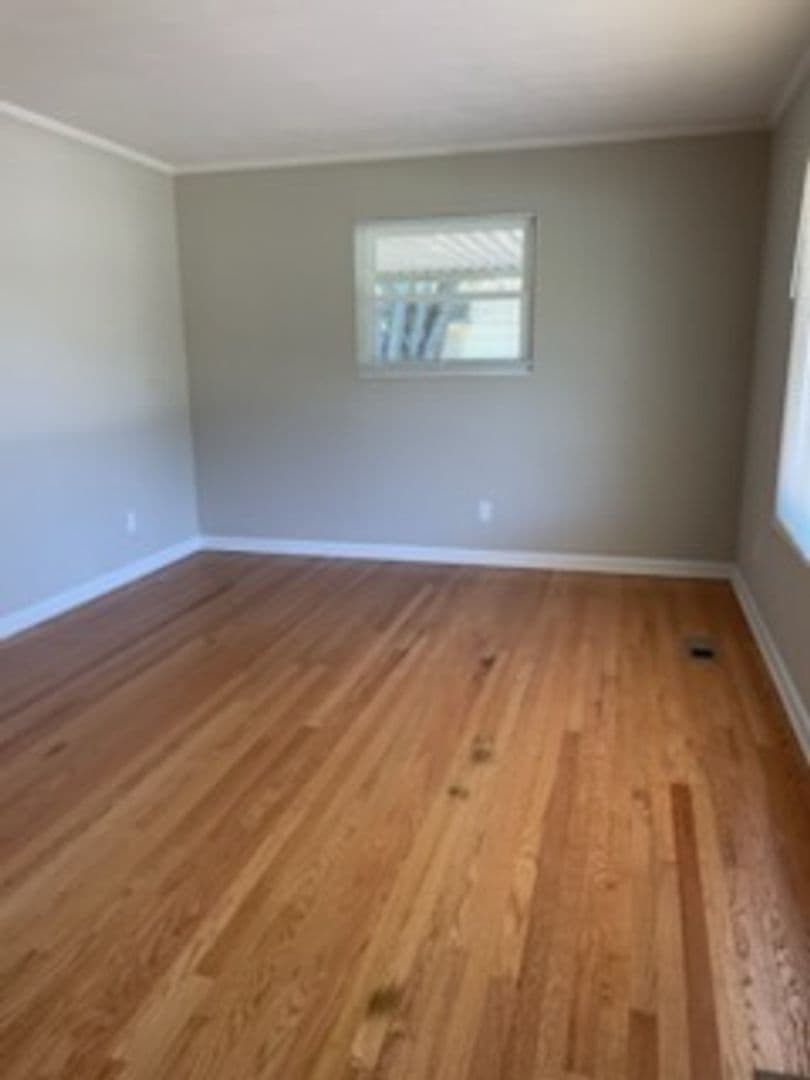 Cleveland House: 740 Haywood Dr