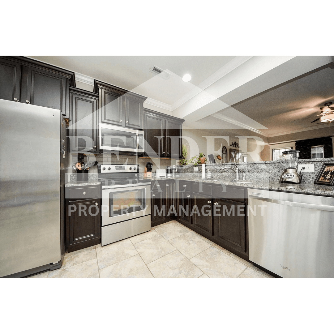 Cleveland Townhome: 246 Bellingham Dr.