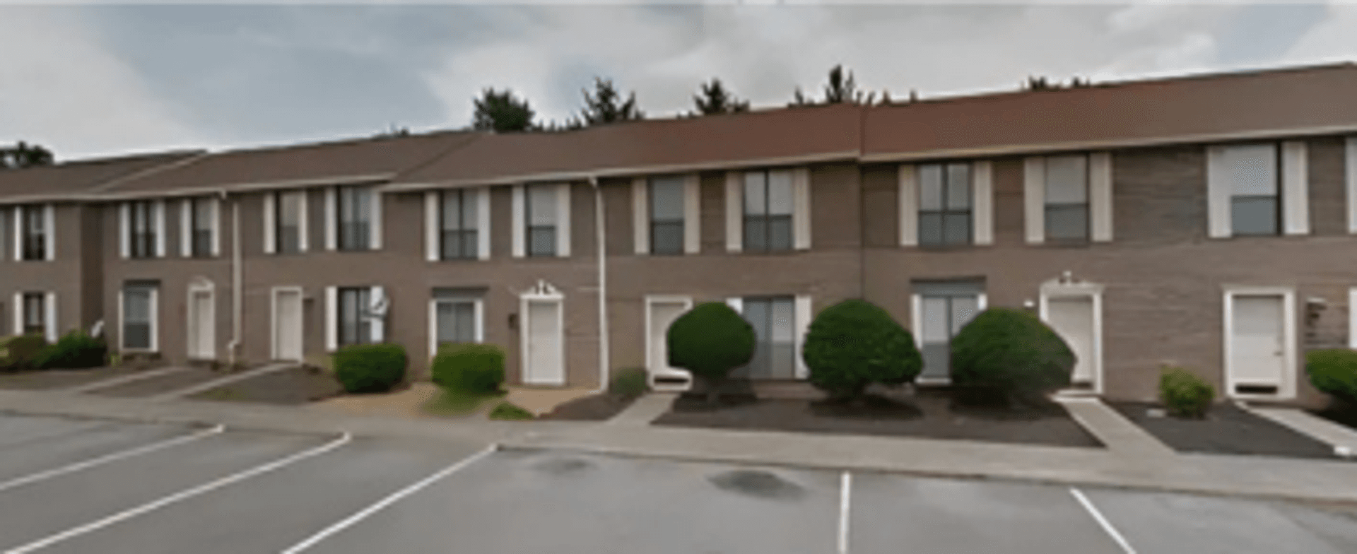 Cleveland Apartment: 900 Stratford Circle