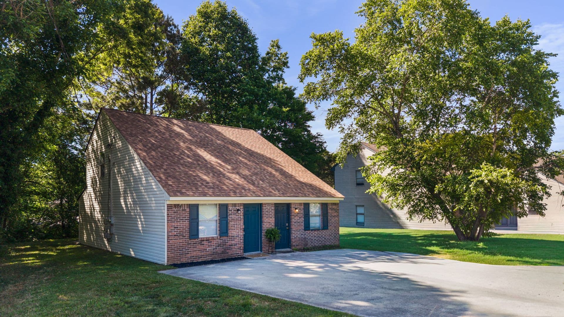 Cleveland Apartment: 3354/3356 Steeple Circle