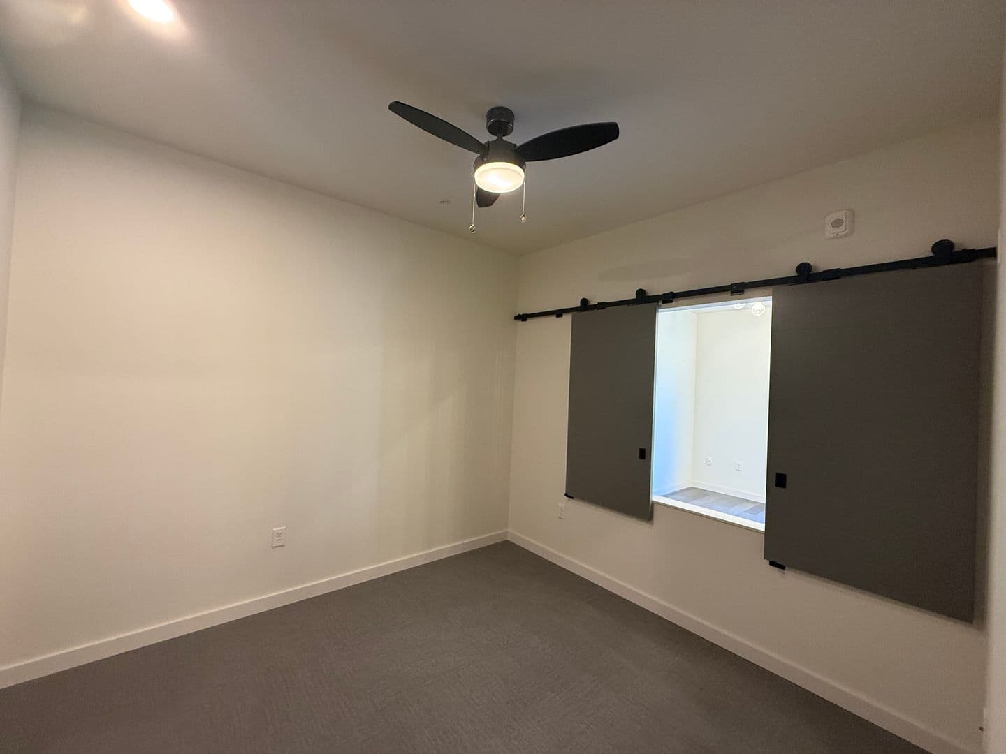 Eugene Apartment: 1030 Ferry St