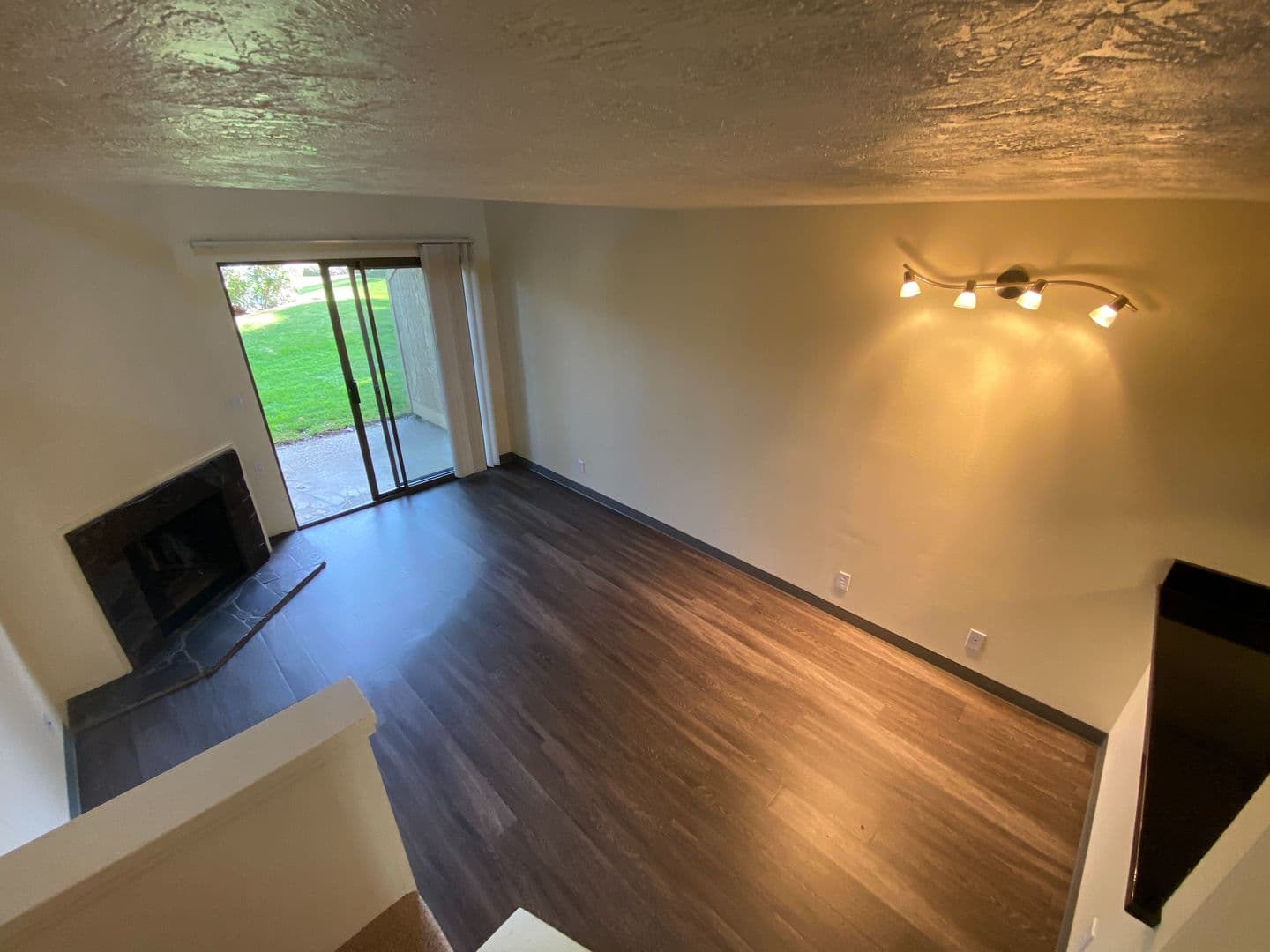 Eugene Apartment: 1800 Cal Young Road