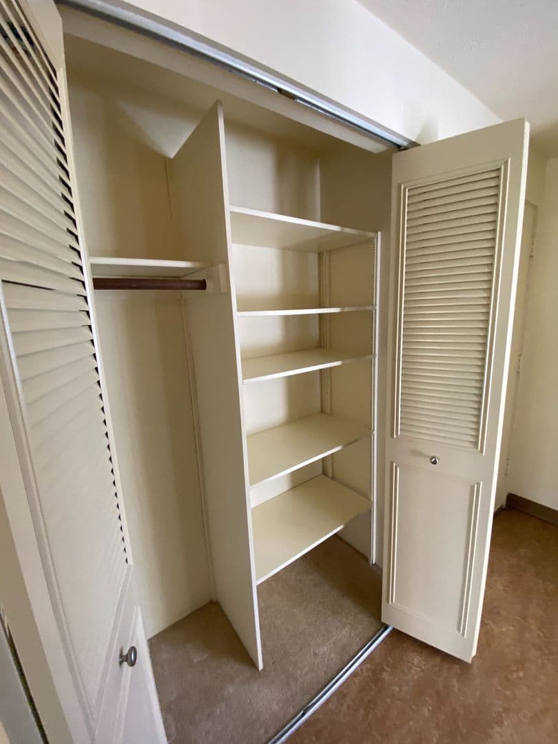 Eugene Apartment: 1800 Cal Young Road