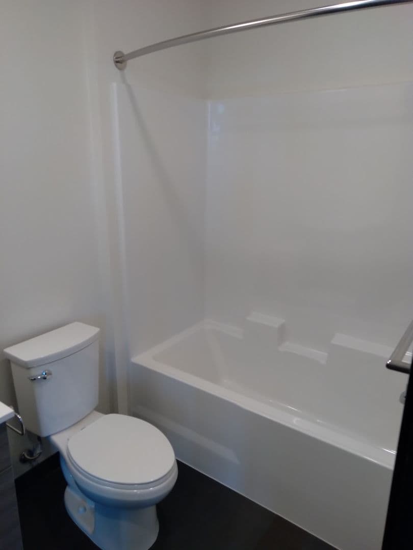Eugene Apartment: 1030 Ferry St
