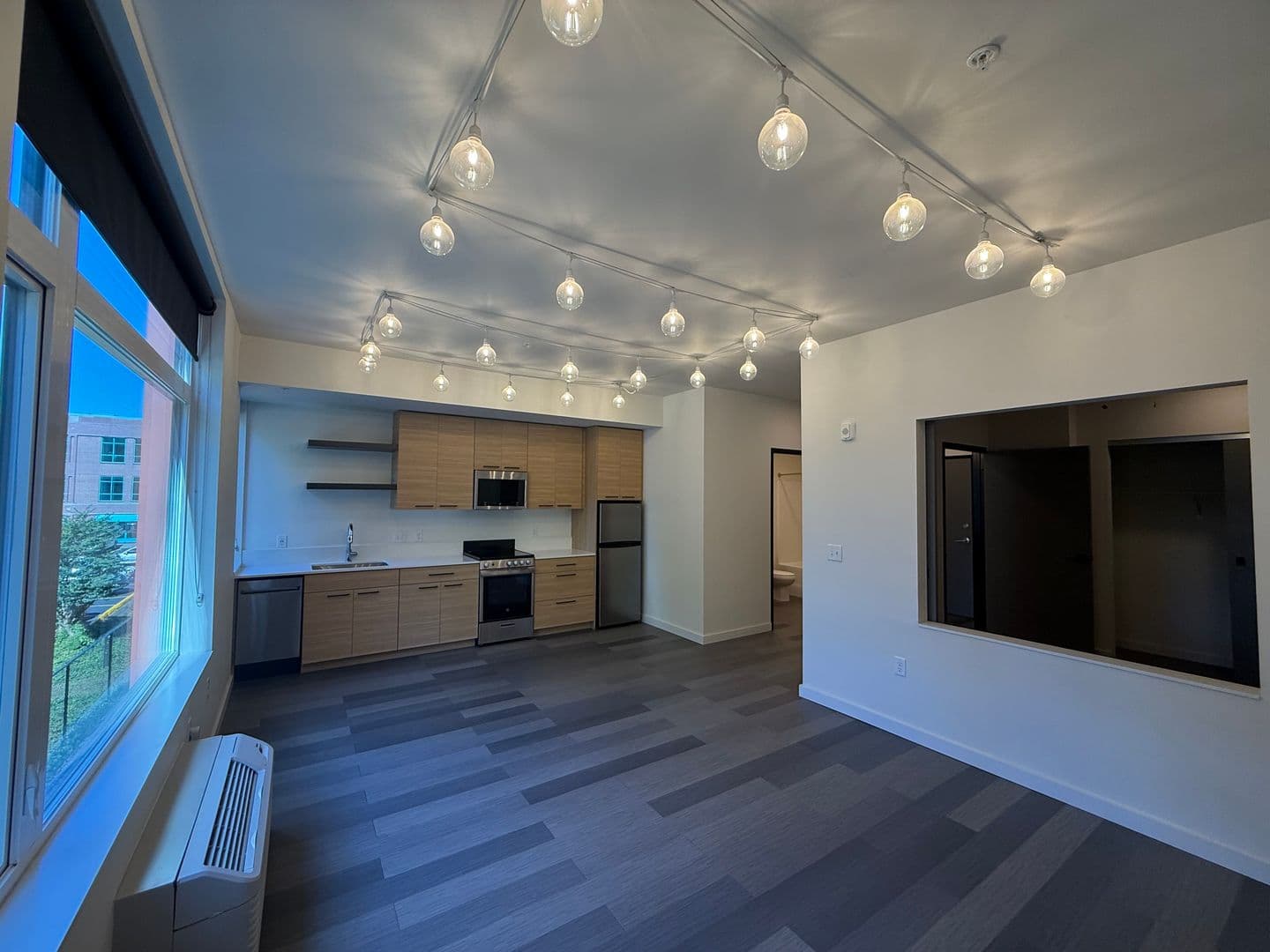 Eugene Apartment: 1030 Ferry St