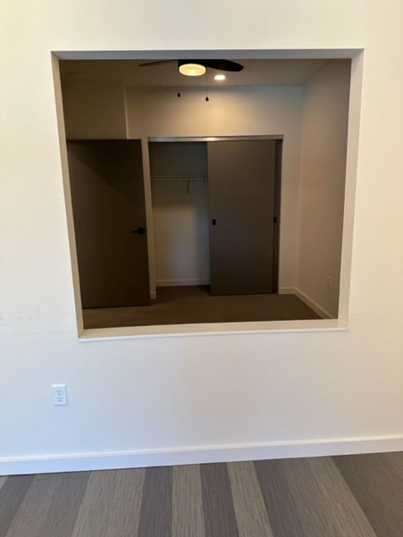 Eugene Apartment: 1030 Ferry St
