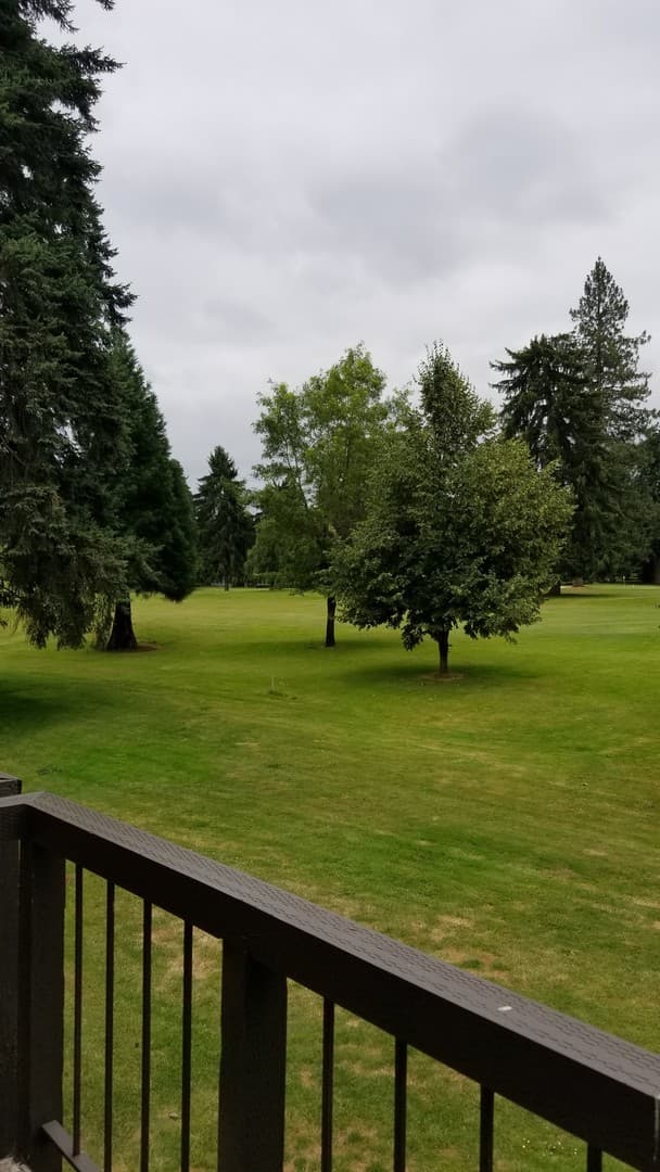 Eugene Apartment: 1800 Cal Young Road