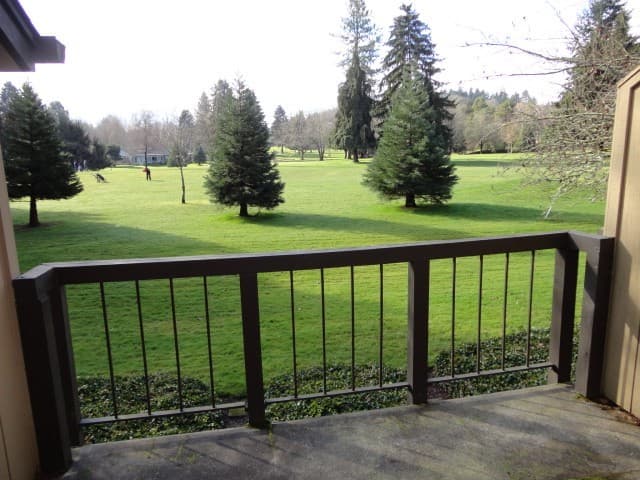 Eugene Apartment: 1800 Cal Young Road