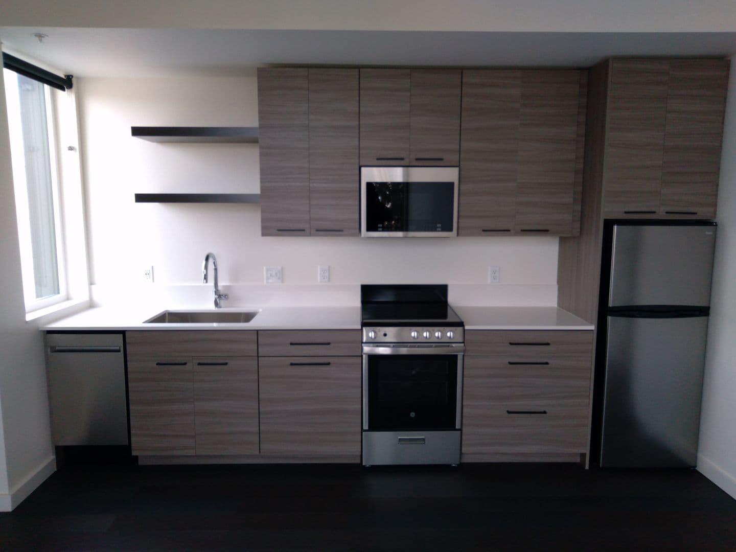 Eugene Apartment: 1030 Ferry St
