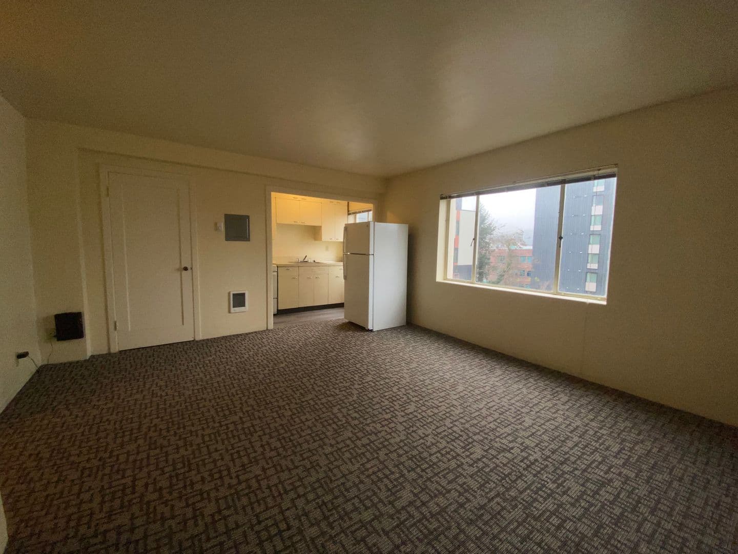 Eugene Apartment: 1040-1050 Ferry St