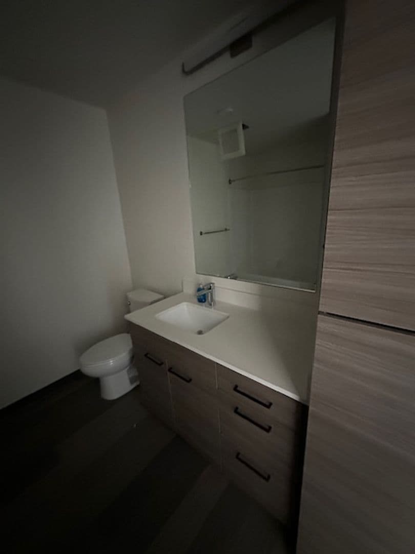 Eugene Apartment: 1030 Ferry St