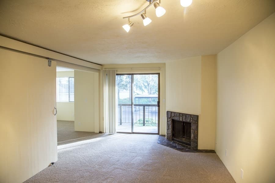 Eugene Apartment: 1800 Cal Young Road