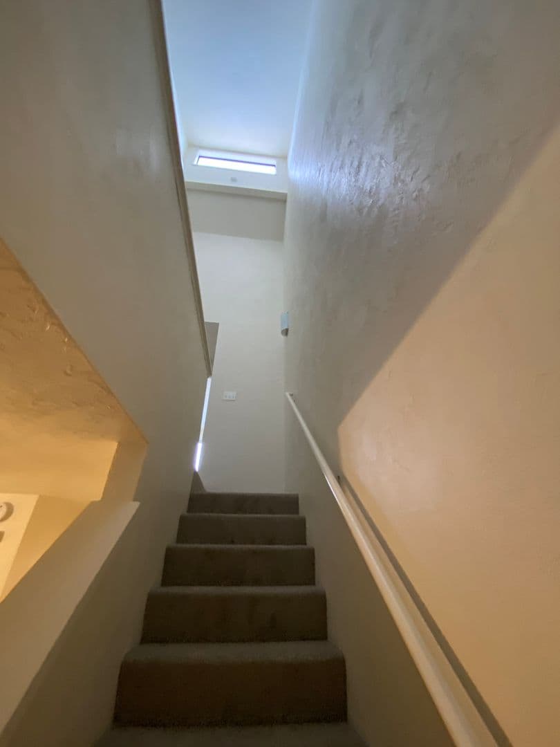 Eugene Apartment: 1800 Cal Young Road