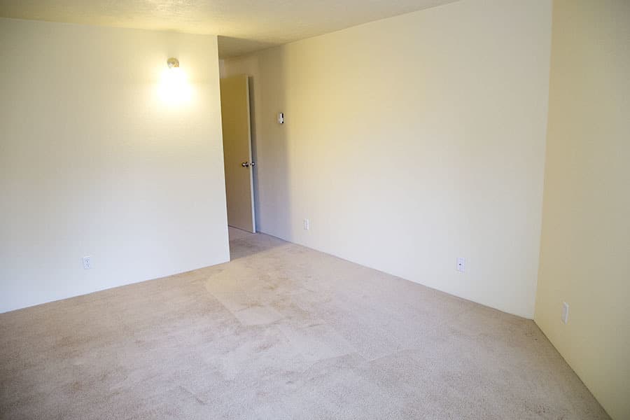 Eugene Apartment: 1800 Cal Young Road