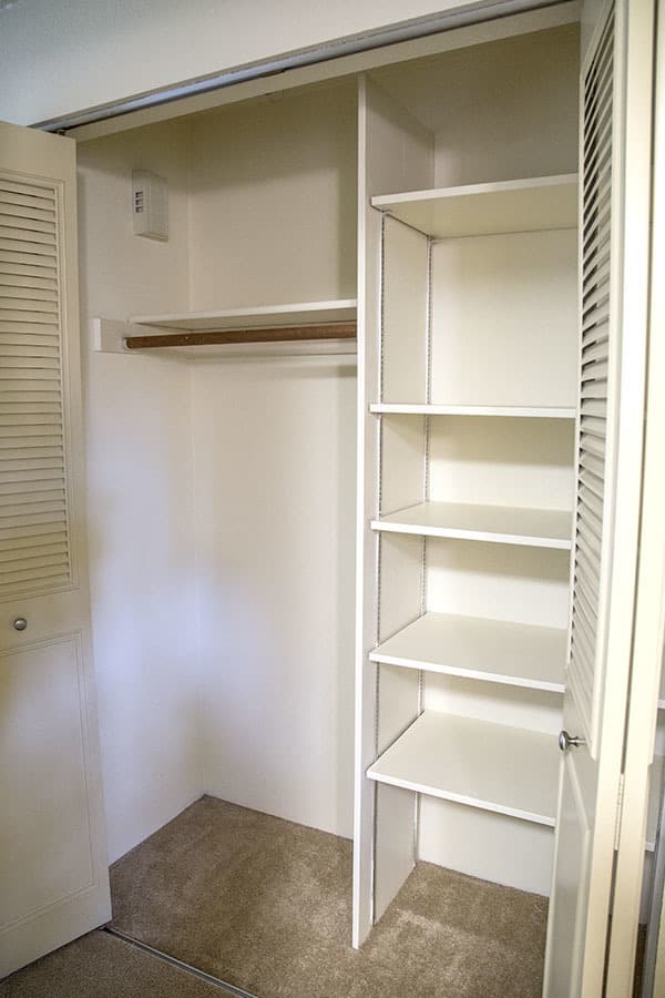 Eugene Apartment: 1800 Cal Young Road