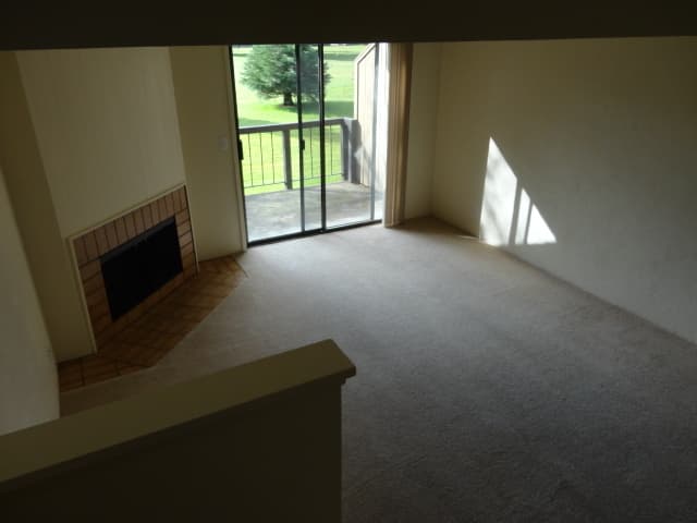 Eugene Apartment: 1800 Cal Young Road