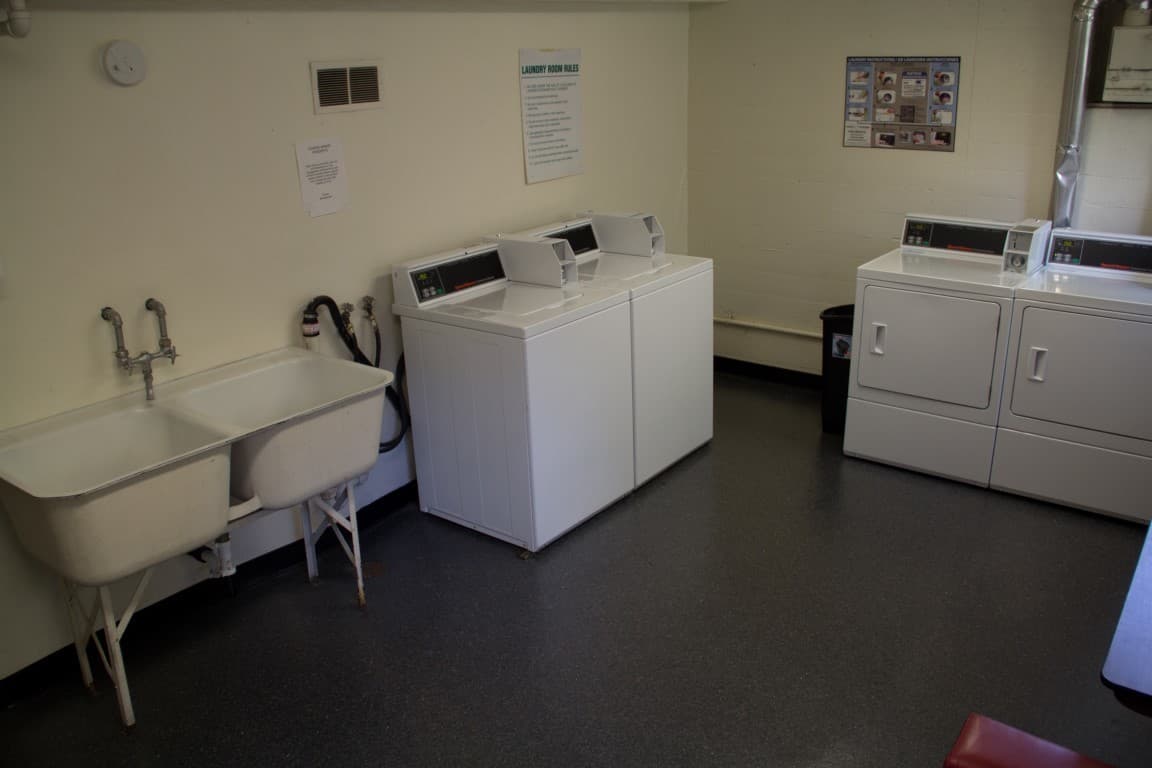 Eugene Apartment: 1040-1050 Ferry St