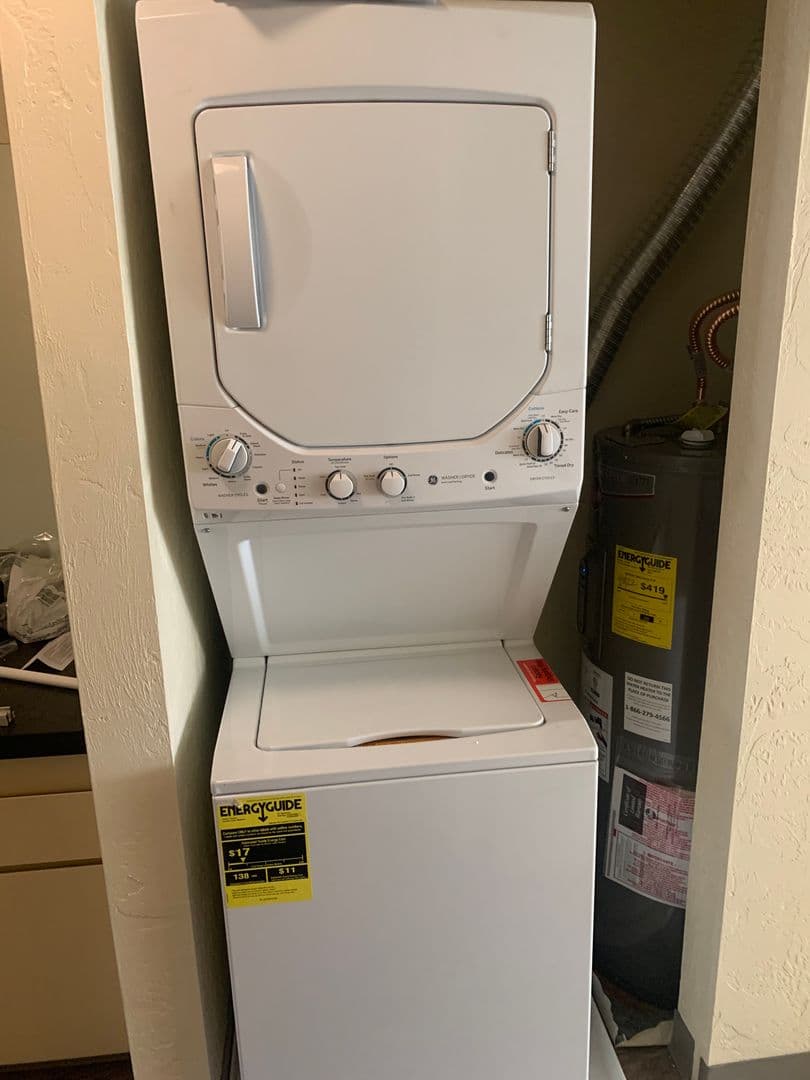 Eugene Apartment: 1800 Cal Young Road