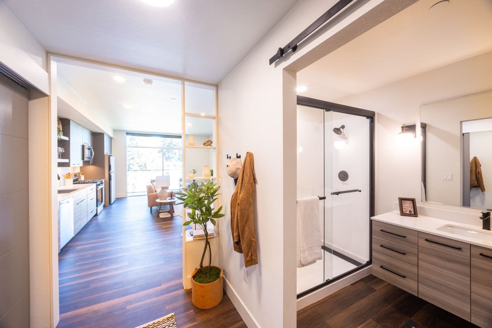 Eugene Apartment: 185 Fairway Loop