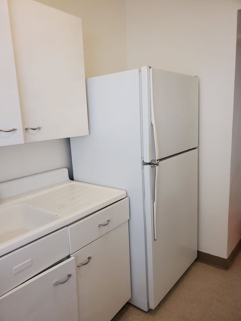 HAWTHORNE Apartment: 12319 Manor Drive