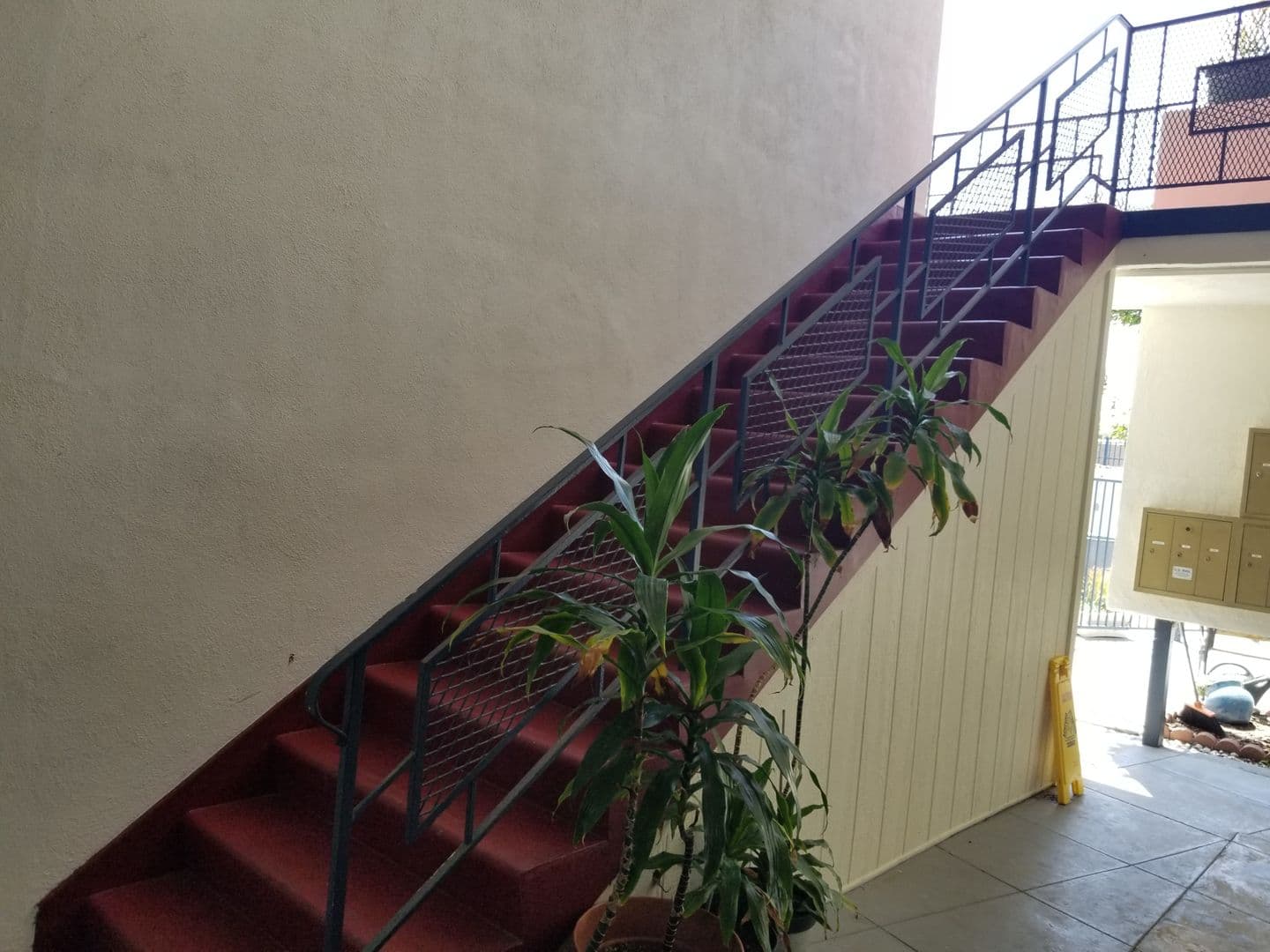 HAWTHORNE Apartment: 12319 Manor Drive