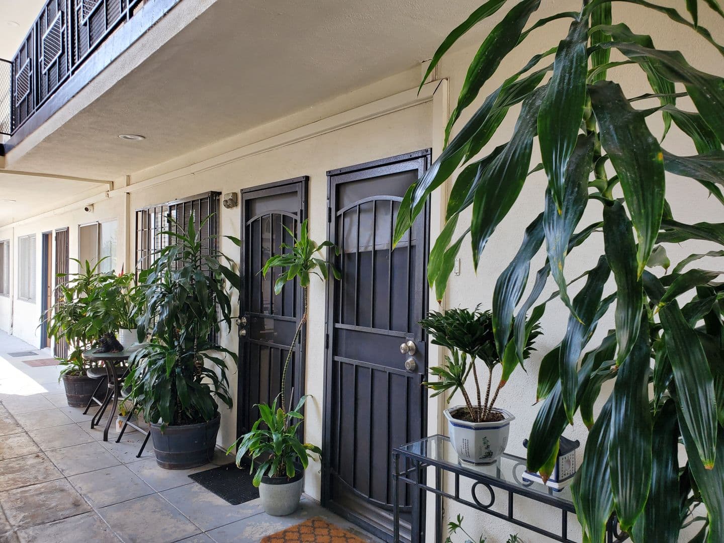 HAWTHORNE Apartment: 12319 Manor Drive