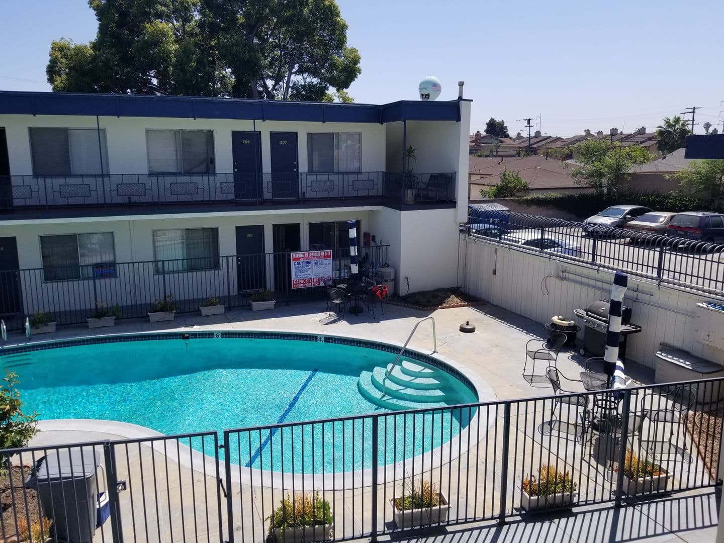 HAWTHORNE Apartment: 12319 Manor Drive