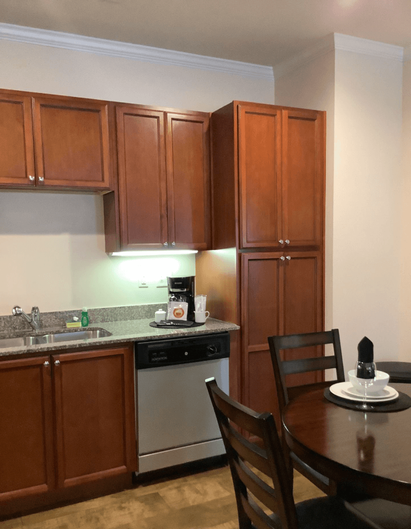 Hardeeville Apartment: 82 Ardmore Garden Drive