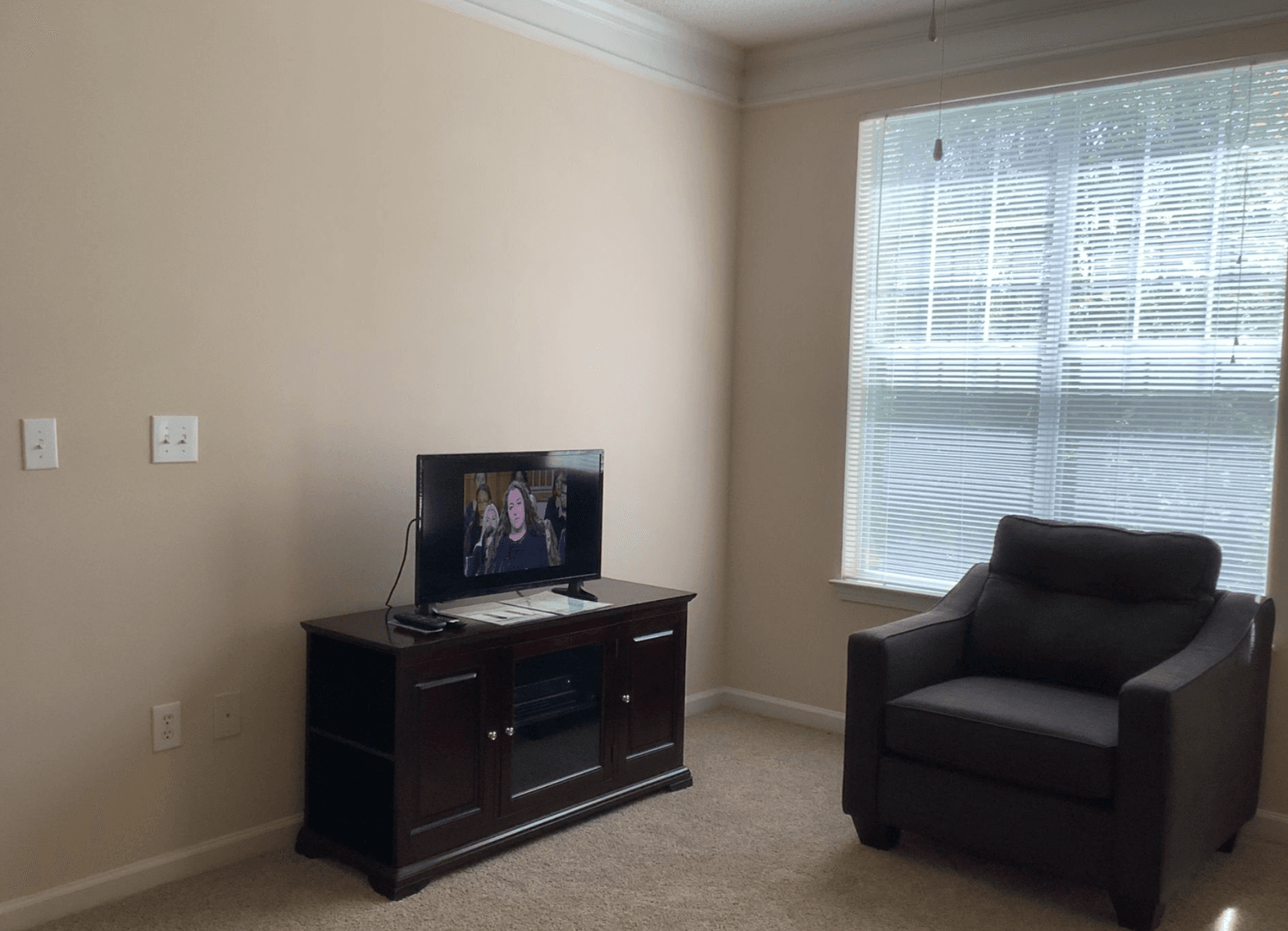 Hickory Apartment: 2101 21st SE