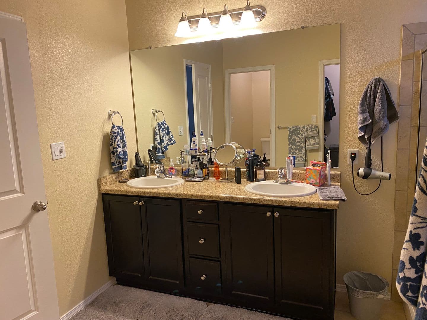 Albuquerque Apartment: General Bradley Street NE