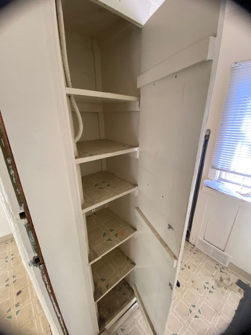 Abq Apartment: 1100-1106 Gold Ave. SW