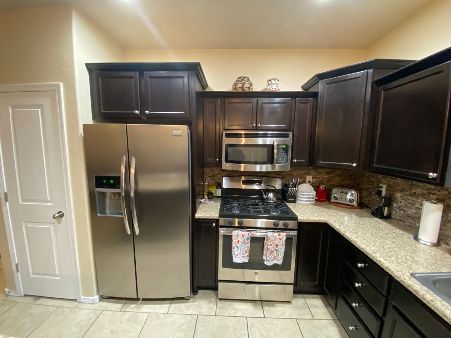 Albuquerque Apartment: General Bradley Street NE