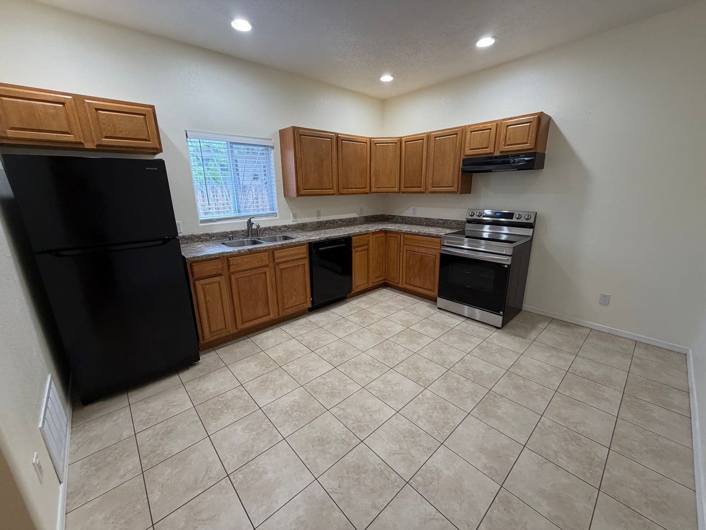 Albuquerque House: 1911 Girard Blvd NE
