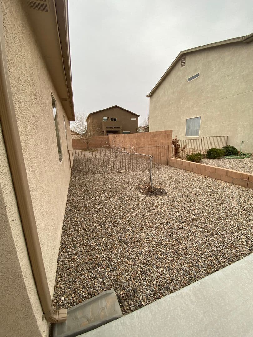 Albuquerque Apartment: General Bradley Street NE