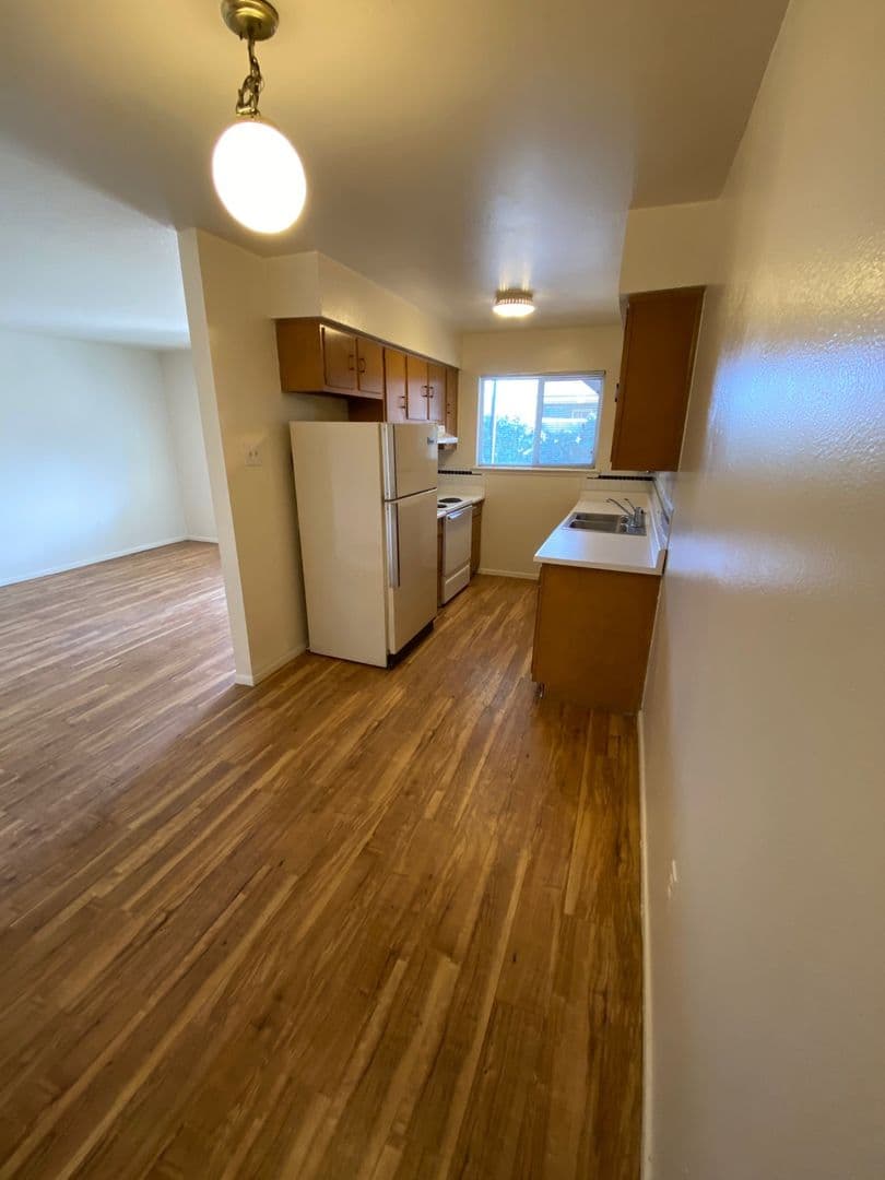 Abq Apartment: 124 Harvard Dr. SE