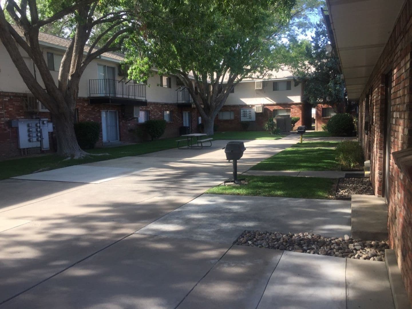 Albuquerque Apartment: 1400 Virginia St. NE
