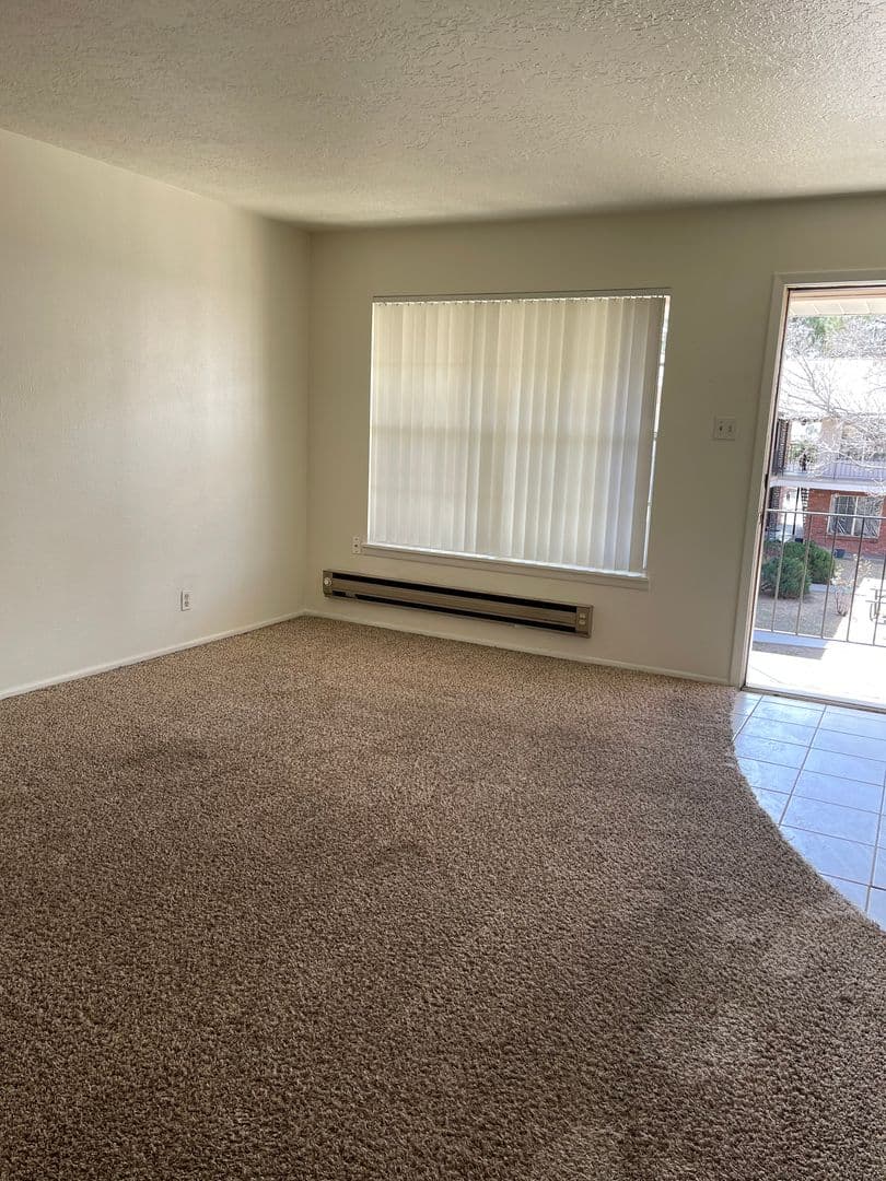 Albuquerque Apartment: 1400 Virginia St. NE