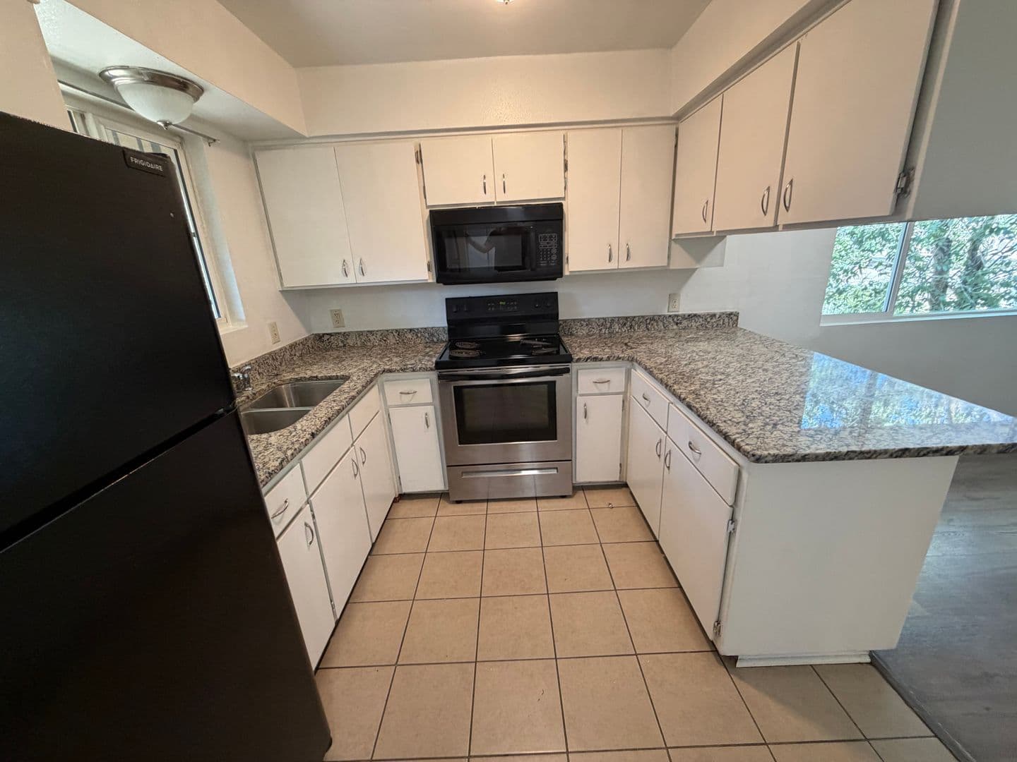 Albuquerque Apartment: 919-923 Alvarado Dr SE