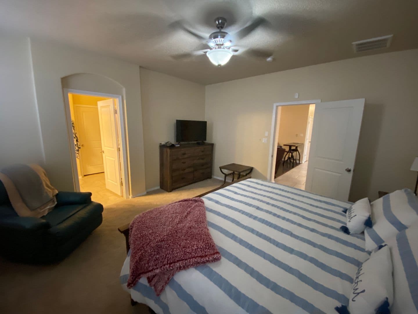 Albuquerque Apartment: General Bradley Street NE
