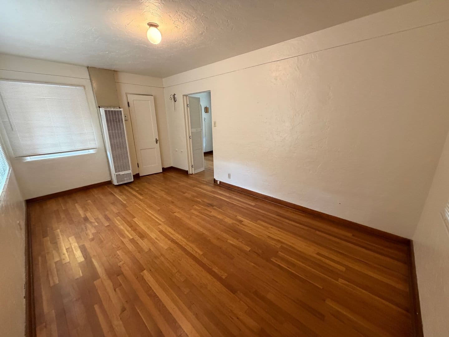 Abq Apartment: 1100-1106 Gold Ave. SW