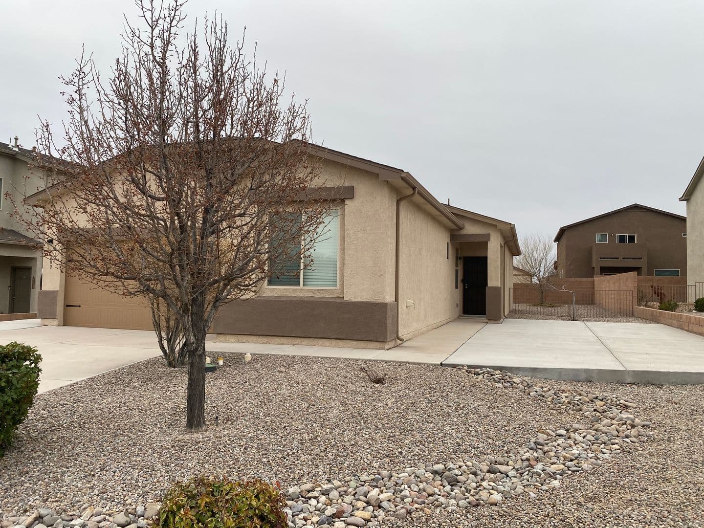 Albuquerque Apartment: General Bradley Street NE