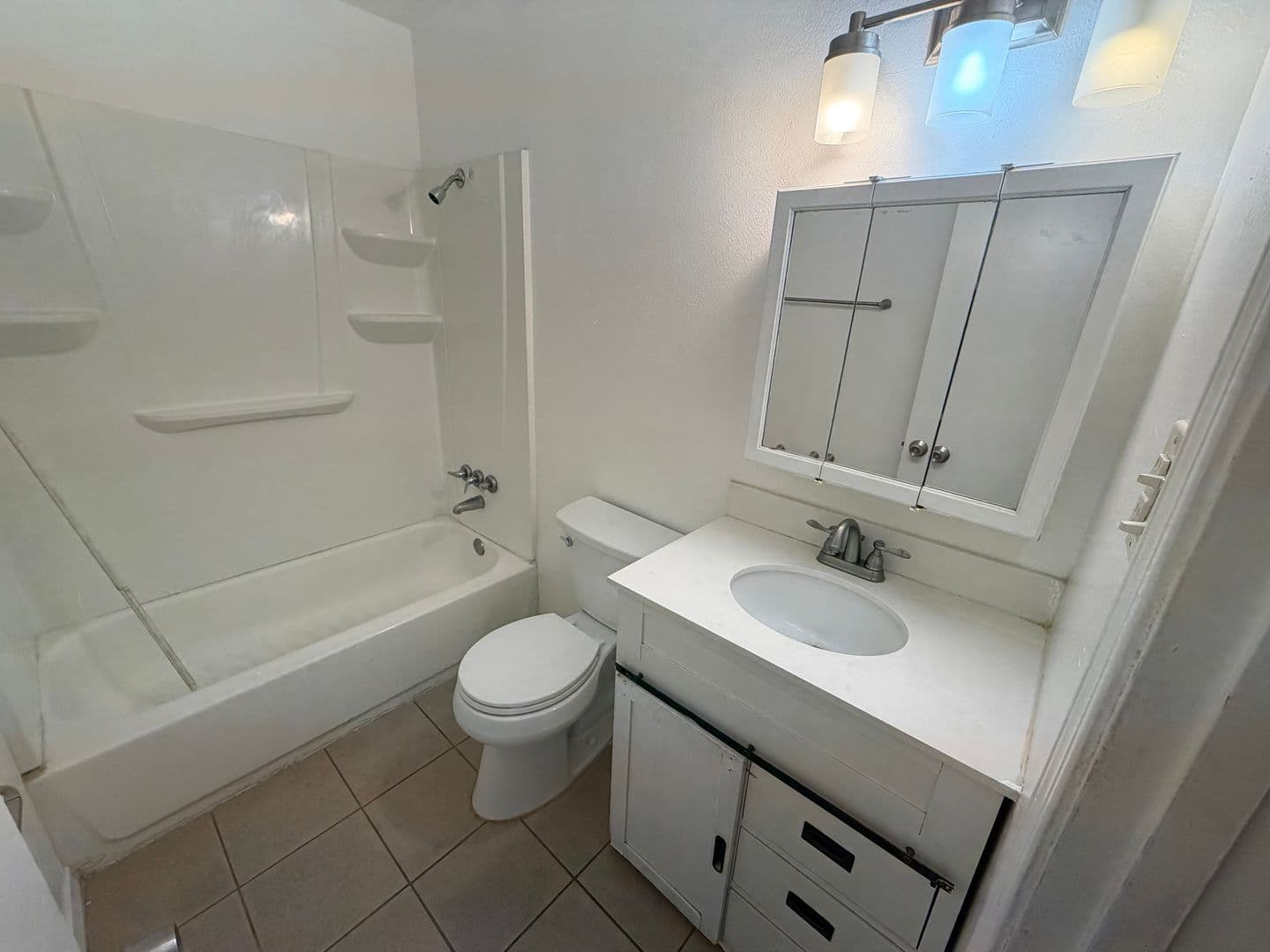 Albuquerque Apartment: 919-923 Alvarado Dr SE